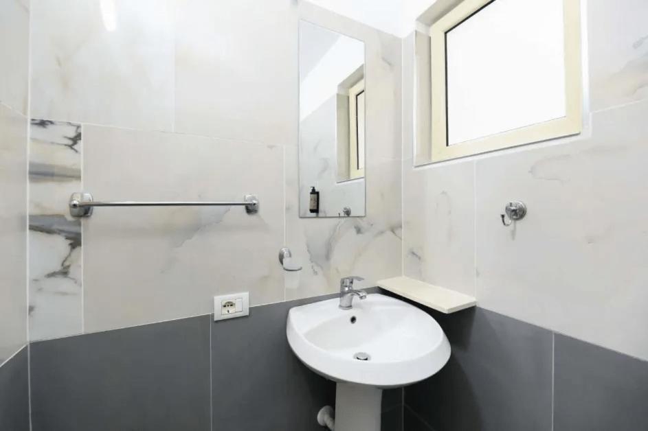 Vila Agolli Vlore Exterior photo