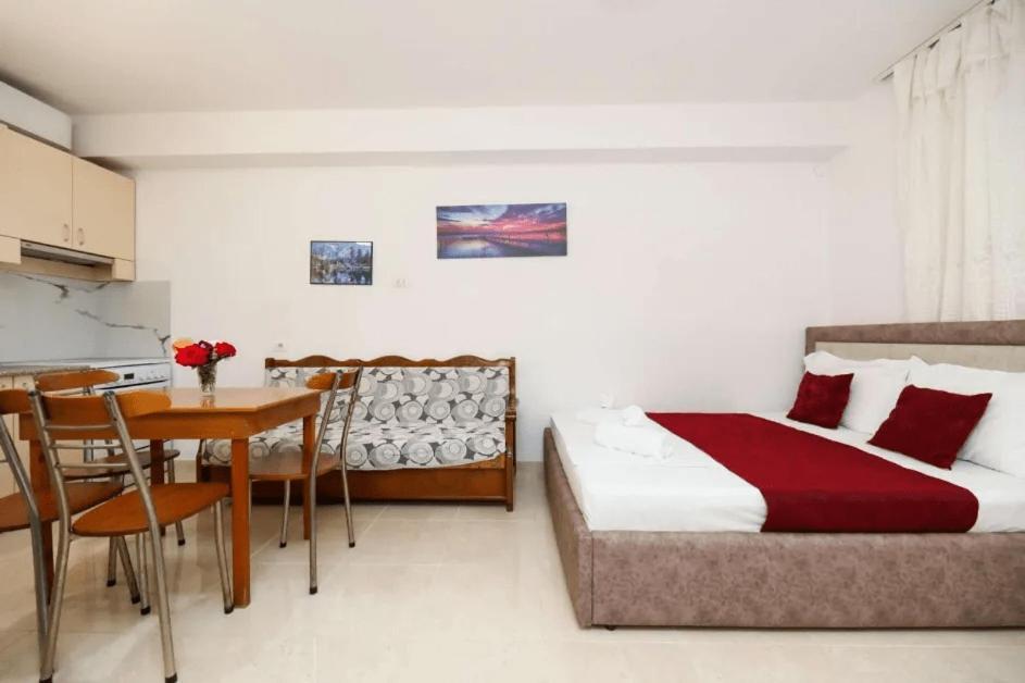 Vila Agolli Vlore Exterior photo